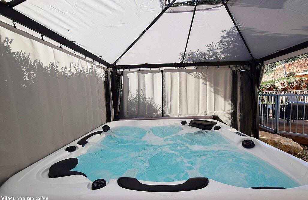 וילה גולייט צפון  15  נופש - וי פור ויקיישן - V for Vacation