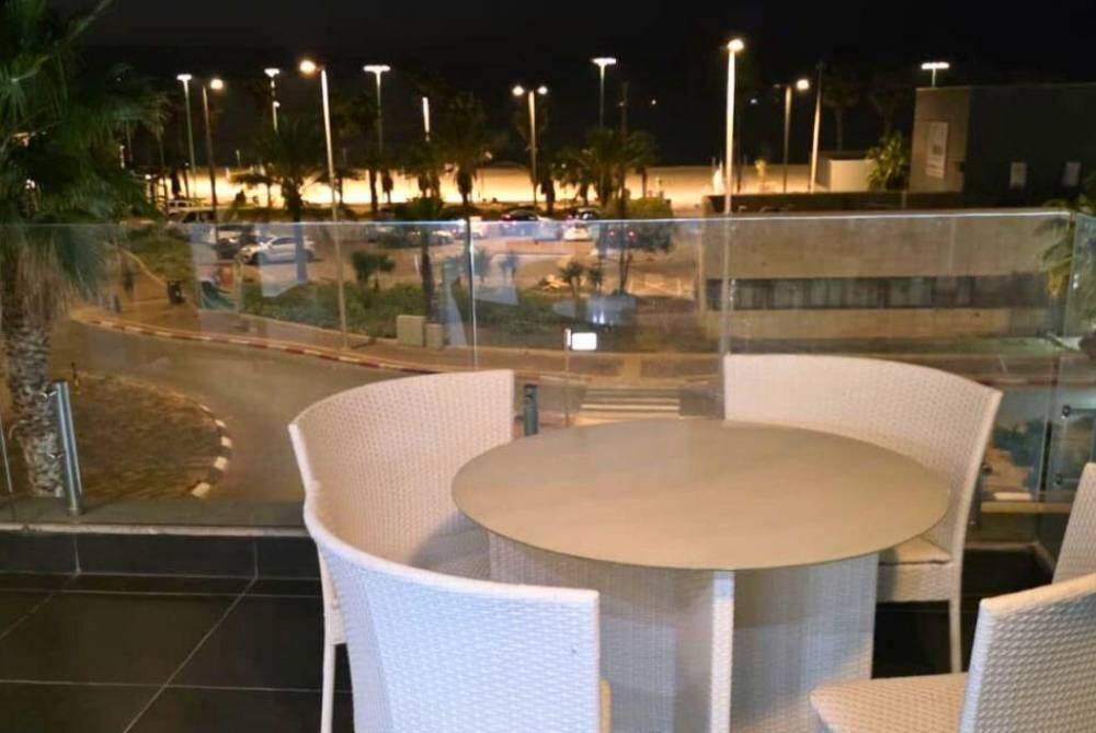 וילה לב הים מרכז  6  נופש - וי פור ויקיישן - V for Vacation