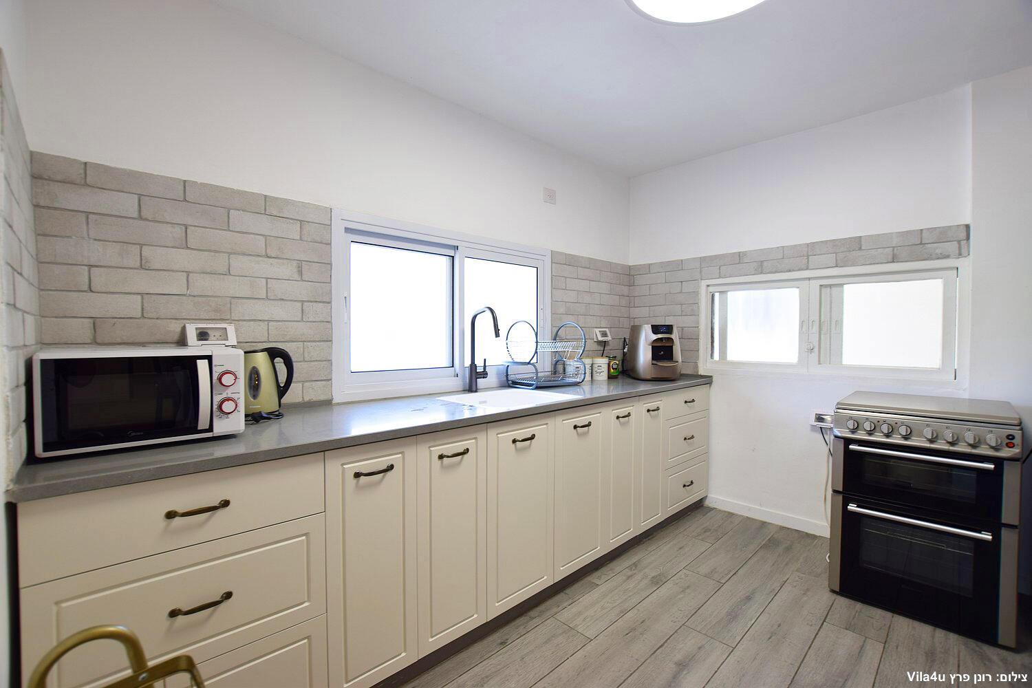 ויליג קומפלקס ריזורט דרום  8  נופש - וי פור ויקיישן - V for Vacation