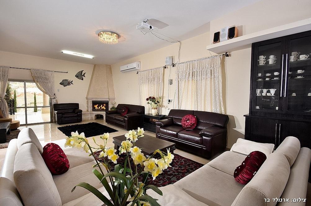 וילת המלכים צפון  8  נופש - וי פור ויקיישן - V for Vacation