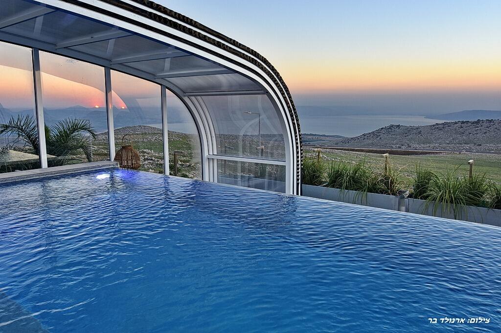 M בוטיק צפון  2  נופש - וי פור ויקיישן - V for Vacation