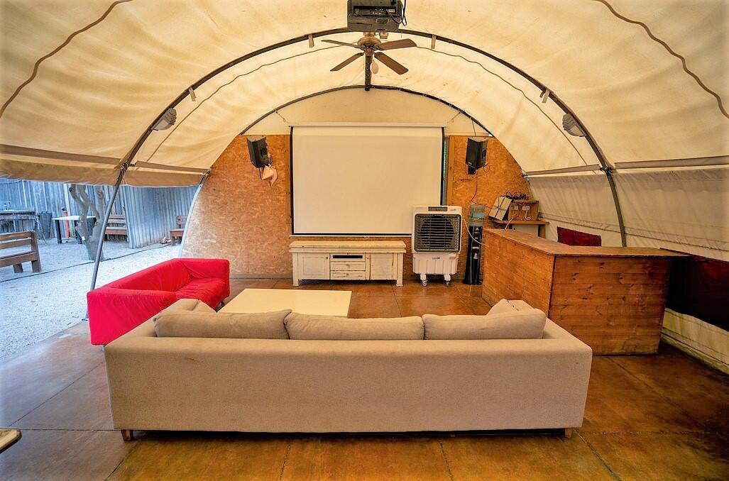 וויליג בר איוונטס מרכז  6  לופט 4 יו