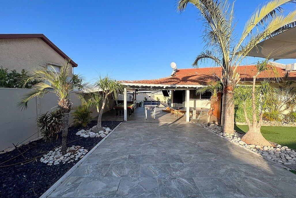 וילת אבן ספיר מרכז  26  נופש - וי פור ויקיישן - V for Vacation