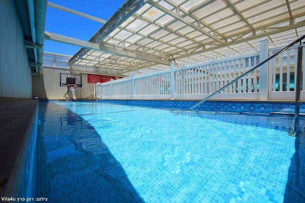 וילה מול הצדיק פקיעין צפון  37  נופש - וי פור ויקיישן - V for Vacation