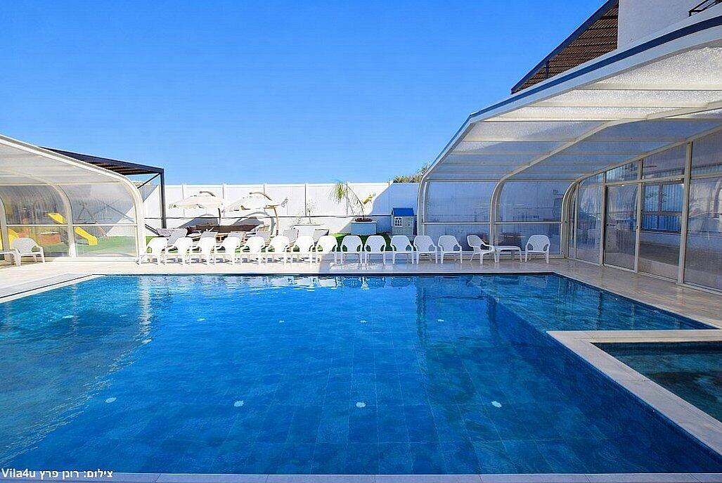 וילה גרנד רויאל פמילי צפון  2  נופש - וי פור ויקיישן - V for Vacation