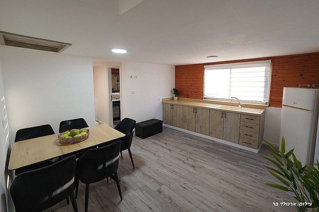 אחוזת הלל צפון  25  נופש - וי פור ויקיישן - V for Vacation