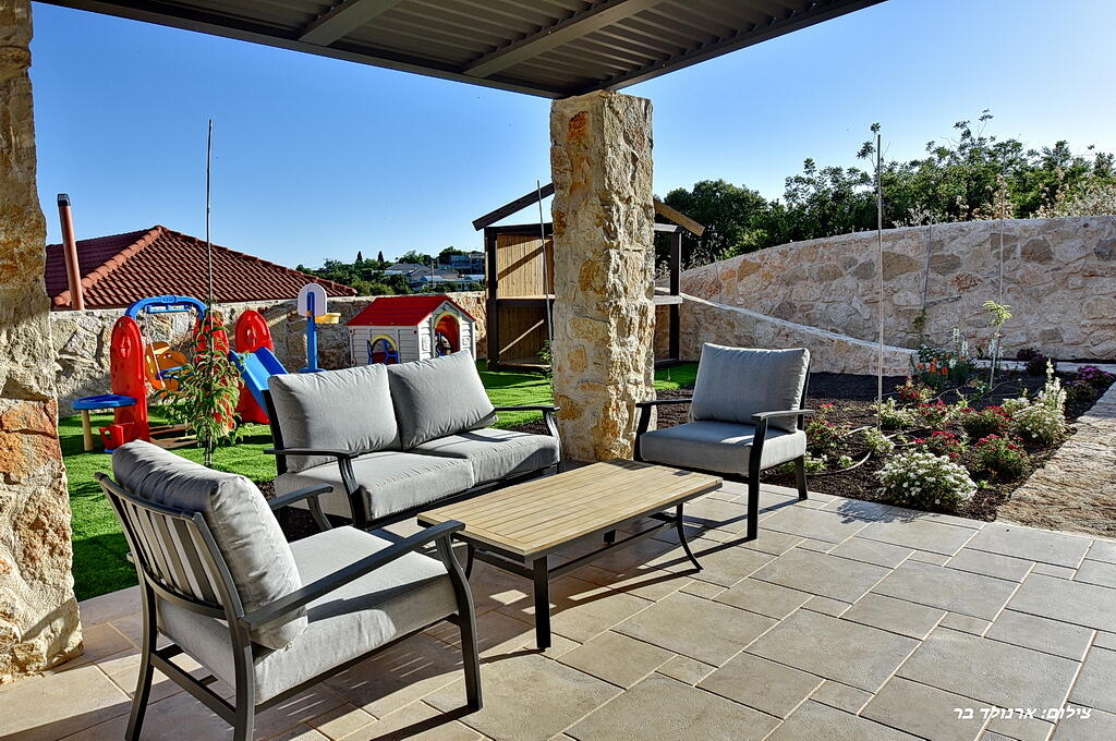 אחוזת ערמונים צפון  4  נופש - וי פור ויקיישן - V for Vacation