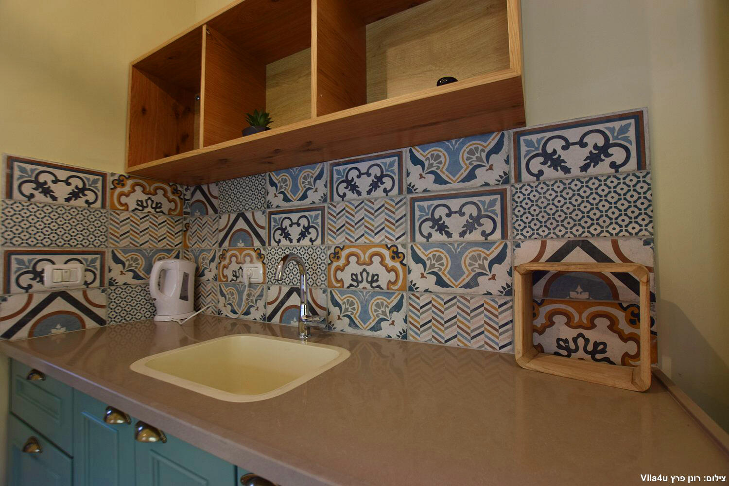 אחוזה בבוסתן צפון  12  נופש - וי פור ויקיישן - V for Vacation