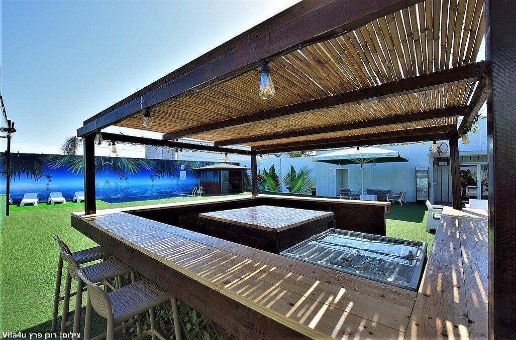 אחוזת הילה צפון  27  נופש - וי פור ויקיישן - V for Vacation