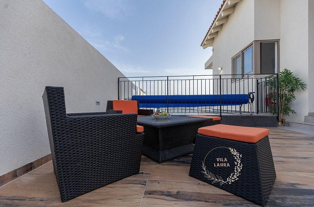 וילה לאורה צפון  25  נופש - וי פור ויקיישן - V for Vacation