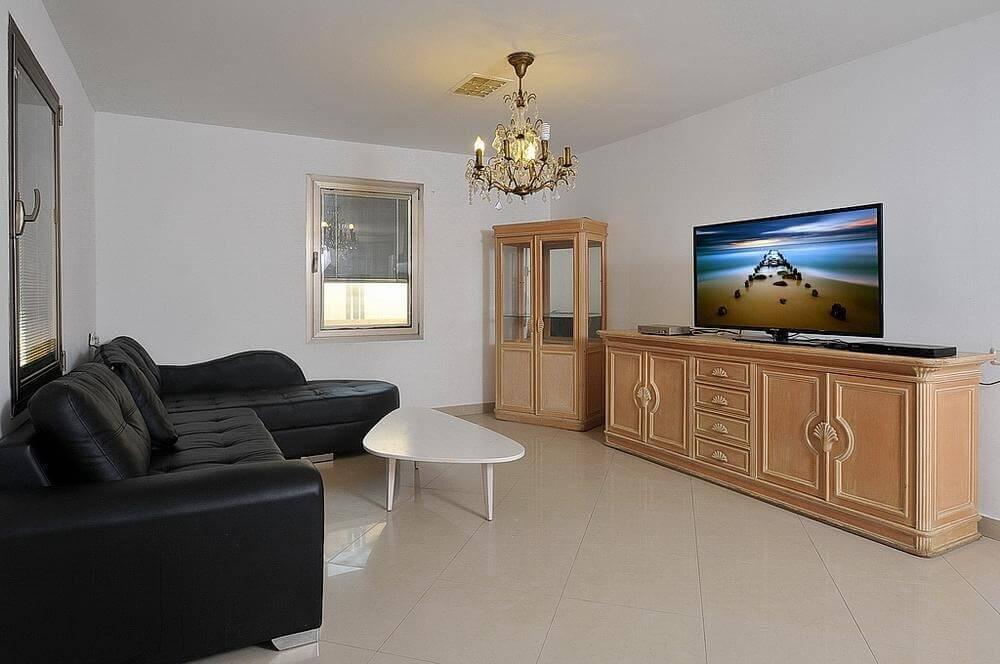 אחוזת בר דרום  18  נופש - וי פור ויקיישן - V for Vacation