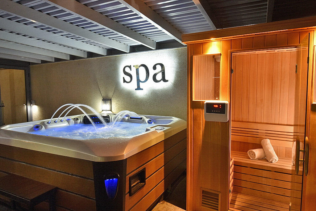 סוויטת דרים בוטיק צפון  17  נופש - וי פור ויקיישן - V for Vacation