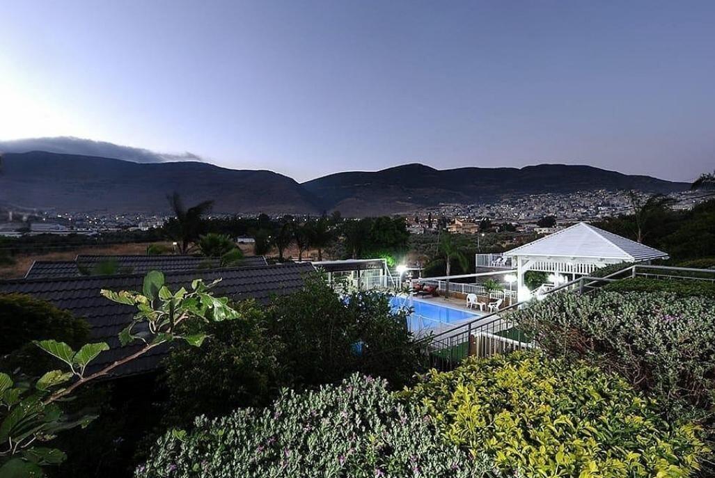 אחוזת אופוריה צפון  26  נופש - וי פור ויקיישן - V for Vacation