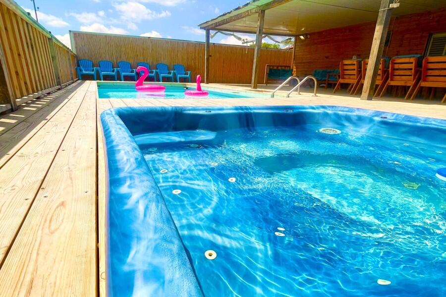 בשדות של המושב דרום  3  נופש - וי פור ויקיישן - V for Vacation