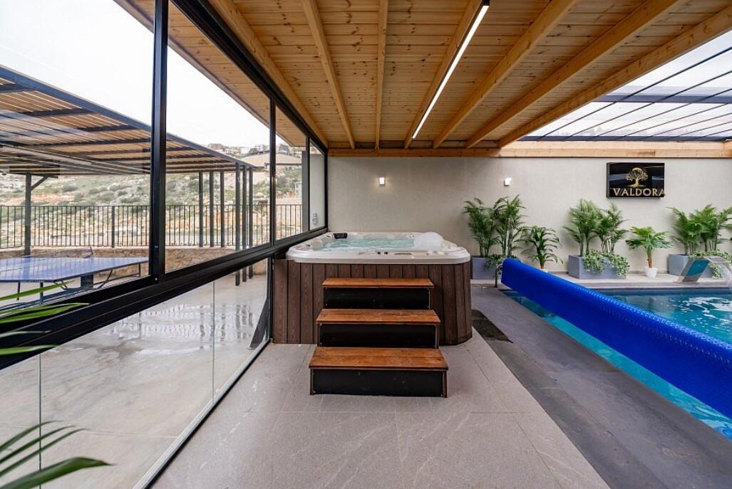 ולדורה בוטיק - Valdora Boutique צפון  3  נופש - וי פור ויקיישן - V for Vacation