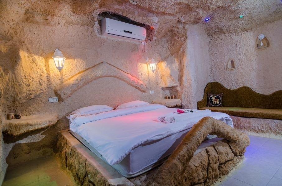 מערות נוף הצוק צפון  11  נופש - וי פור ויקיישן - V for Vacation