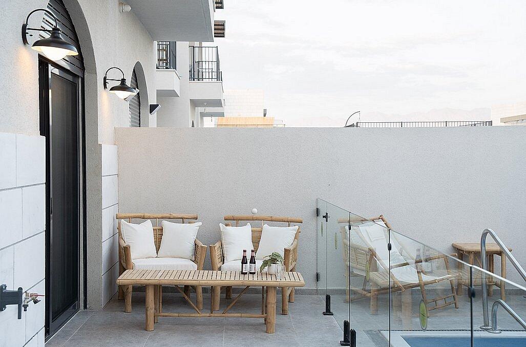 אלה סאן - וילה שקמה דרום אלה סאן - וילה שקמה - וילה עם פינת ישיבה מעוצבת אלה סאן - וילה שקמה - וילה עם פינת ישיבה מעוצבת נופש - וי פור ויקיישן - V for Vacation