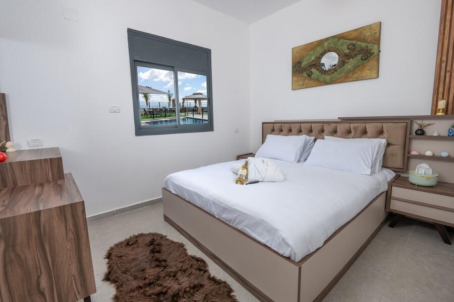 וילה נוף לים ירכא צפון  4  נופש - וי פור ויקיישן - V for Vacation