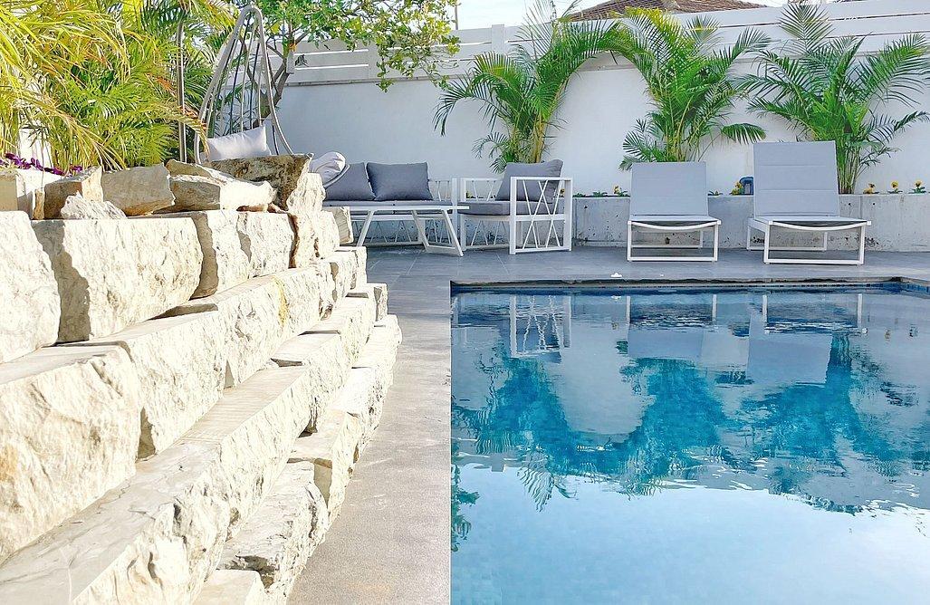 נווה בר - מלון בוטיק בכפר מרכז  3  נופש - וי פור ויקיישן - V for Vacation