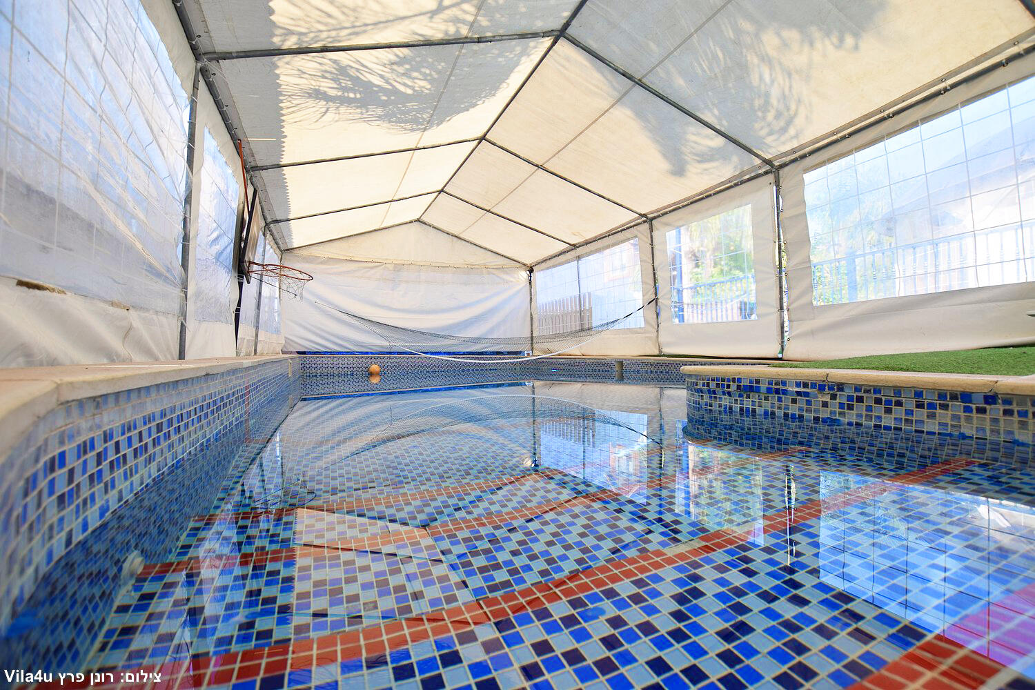 וילה בית הלוגים צפון  7  נופש - וי פור ויקיישן - V for Vacation