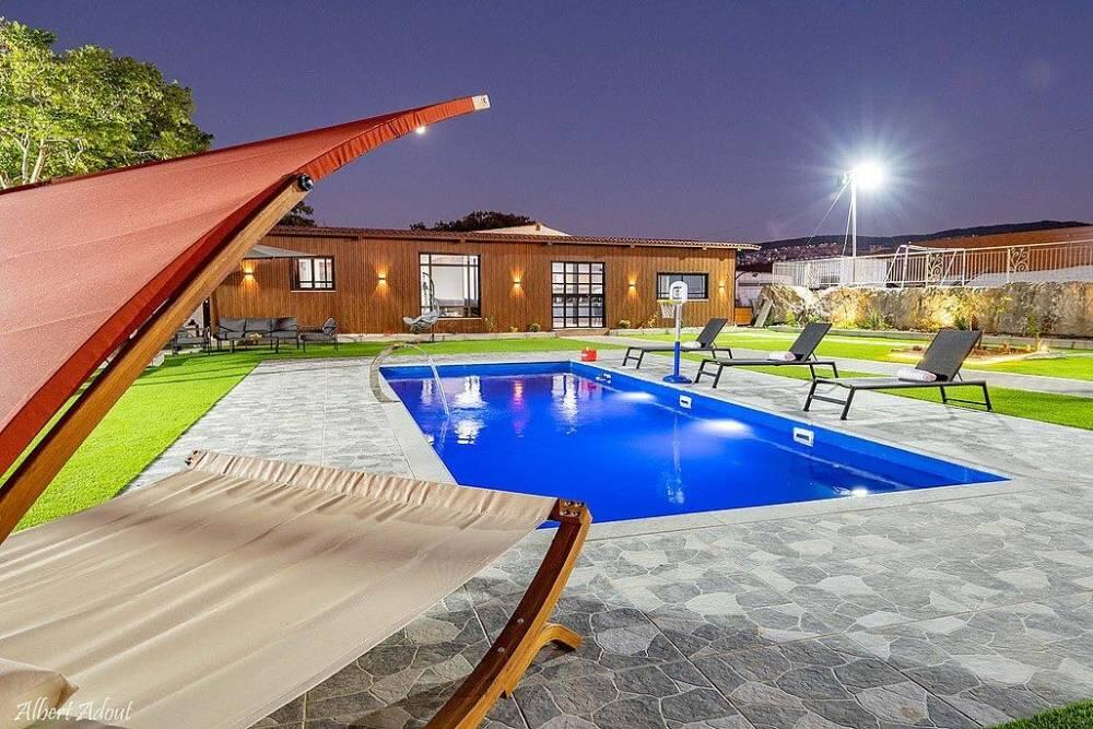 וילה רוסאיה צפון  39  נופש - וי פור ויקיישן - V for Vacation