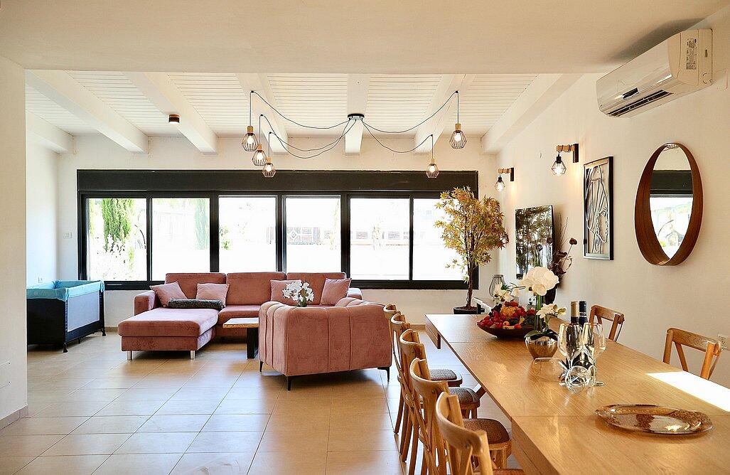 בית נופש בגלבוע צפון  23  נופש - וי פור ויקיישן - V for Vacation