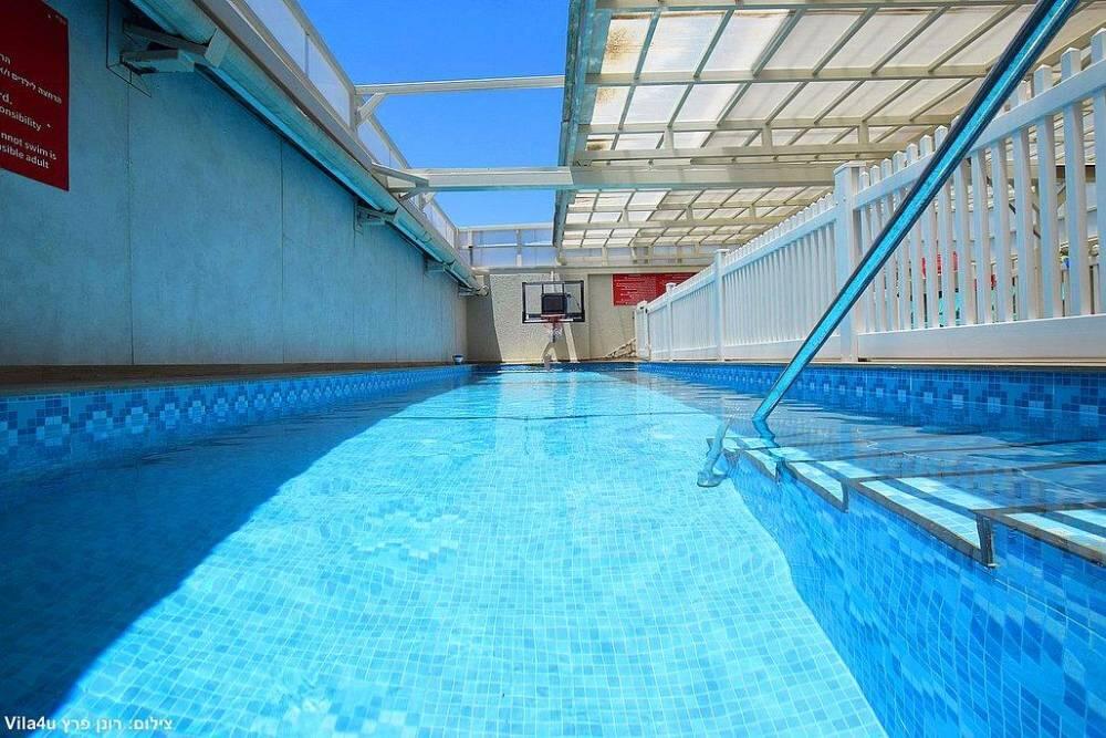 וילה מול הצדיק פקיעין צפון  6  נופש - וי פור ויקיישן - V for Vacation