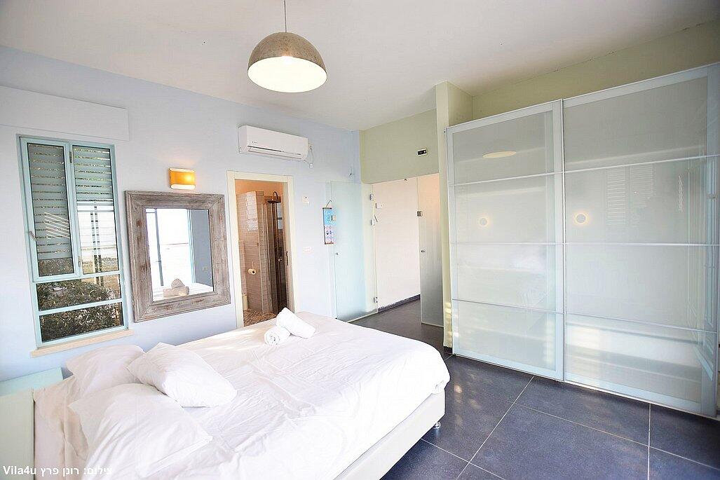 וילה בלו ביי צפון  12  נופש - וי פור ויקיישן - V for Vacation