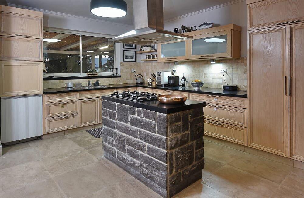 וילה מצפה הוד צפון  8  נופש - וי פור ויקיישן - V for Vacation