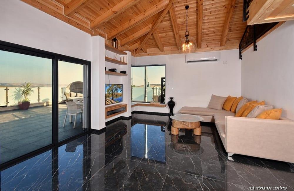 וילה מאיורי בוטיק צפון  35  נופש - וי פור ויקיישן - V for Vacation