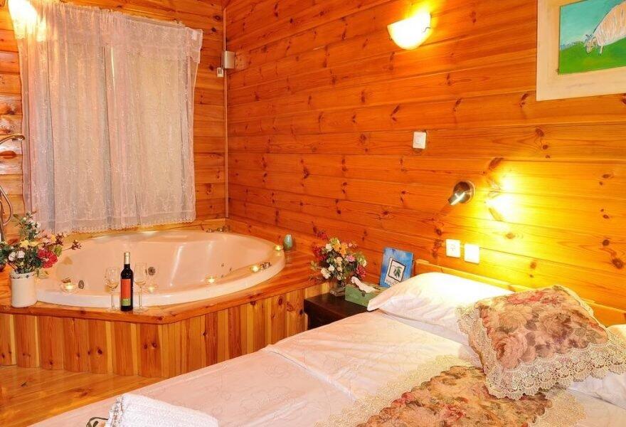 הבקתה הגלילית צפון  17  נופש - וי פור ויקיישן - V for Vacation