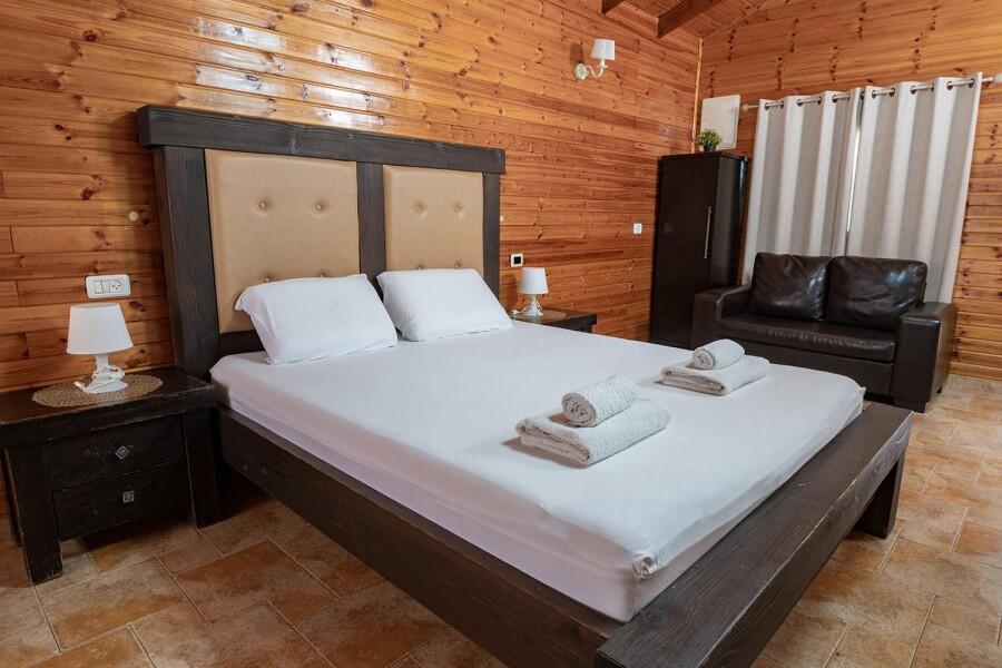 בקתות שוהם צפון  15  נופש - וי פור ויקיישן - V for Vacation