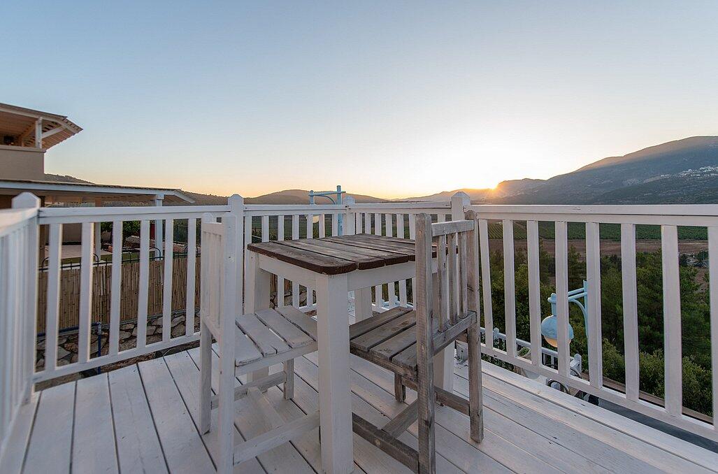 אחוזת קרן שמש צפון  13  נופש - וי פור ויקיישן - V for Vacation