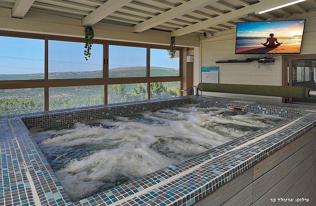 וילה ונילה צפון  7  נופש - וי פור ויקיישן - V for Vacation