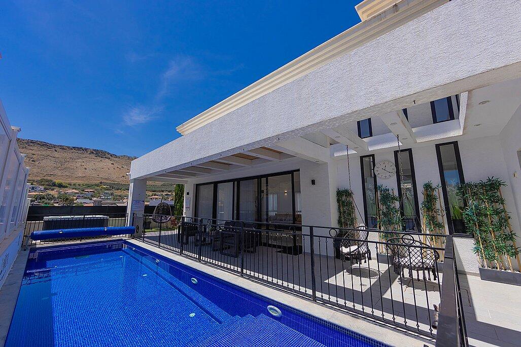 וילה לה וידה צפון  22  נופש - וי פור ויקיישן - V for Vacation