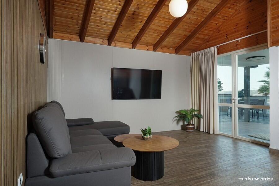 אחוזת נוף אכזיב צפון  10  נופש - וי פור ויקיישן - V for Vacation