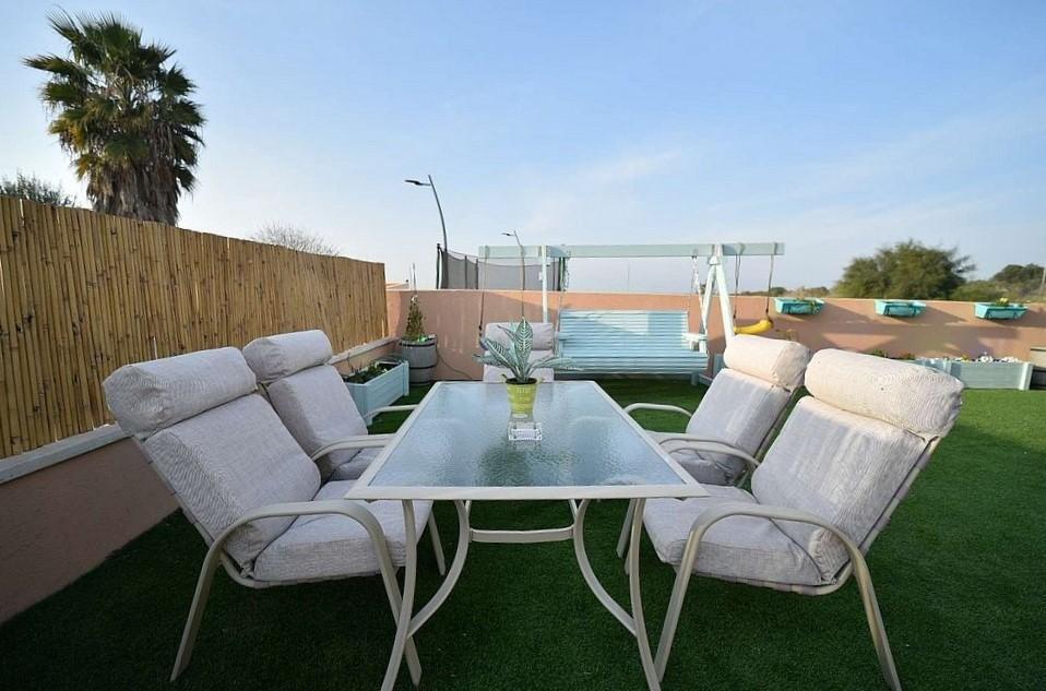 אצולת אירופה מרכז  12  נופש - וי פור ויקיישן - V for Vacation