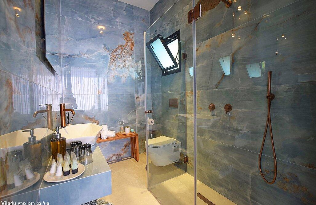 סוויטת דיאנס - dians luxury צפון  15  נופש - וי פור ויקיישן - V for Vacation