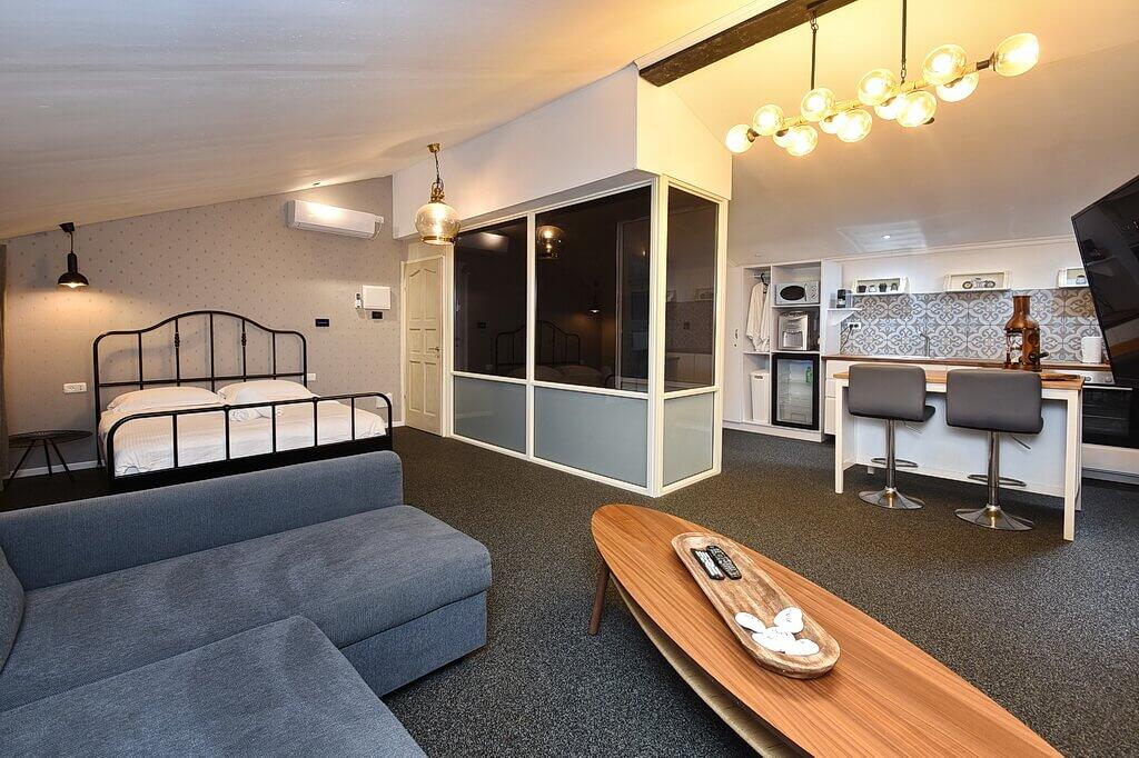 סוויטת איבון צפון  4  נופש - וי פור ויקיישן - V for Vacation