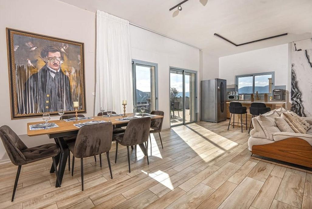 וילה אריאה בלו בוטיק צפון  18  נופש - וי פור ויקיישן - V for Vacation