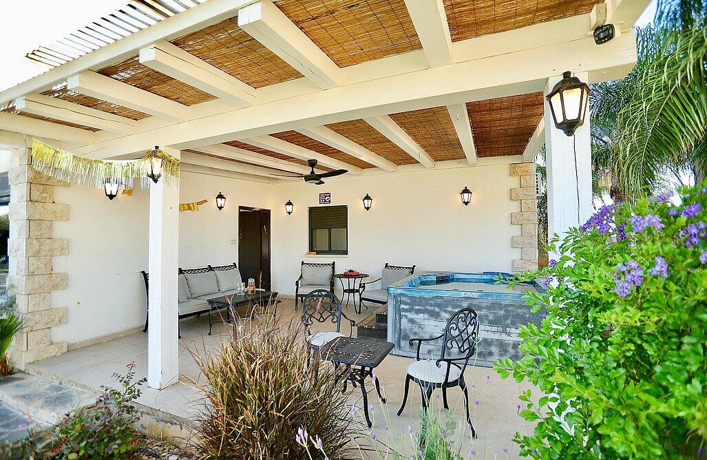 בית נופש בגלבוע צפון  18  נופש - וי פור ויקיישן - V for Vacation