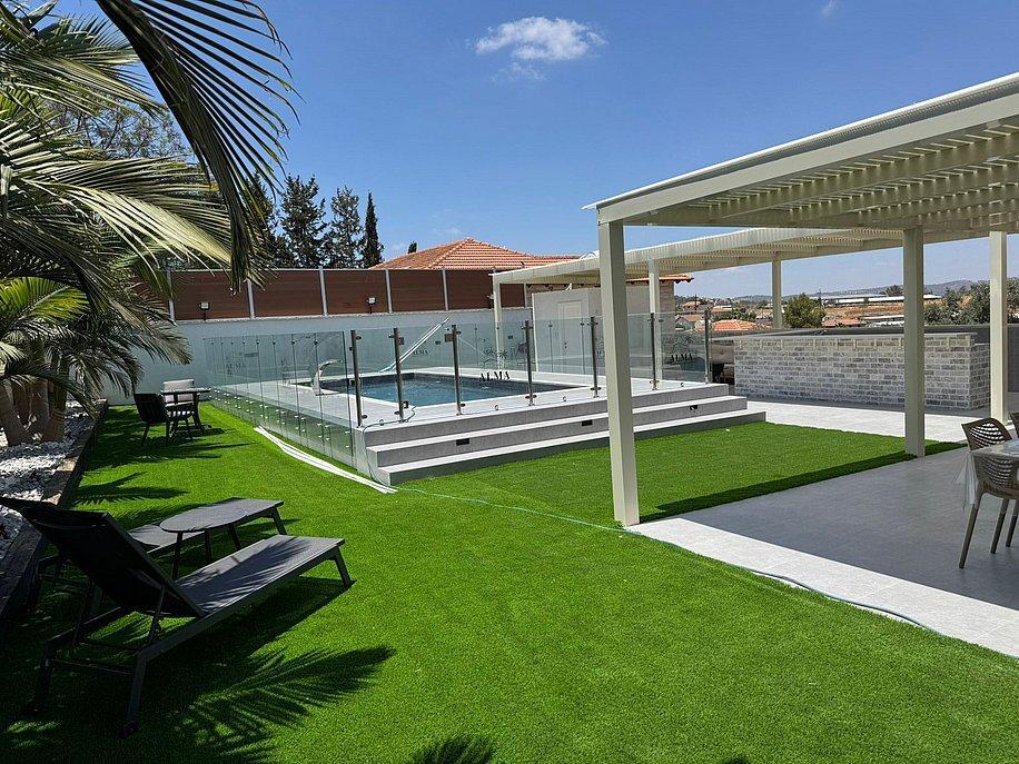 וילה אלמה מרכז  11  נופש - וי פור ויקיישן - V for Vacation