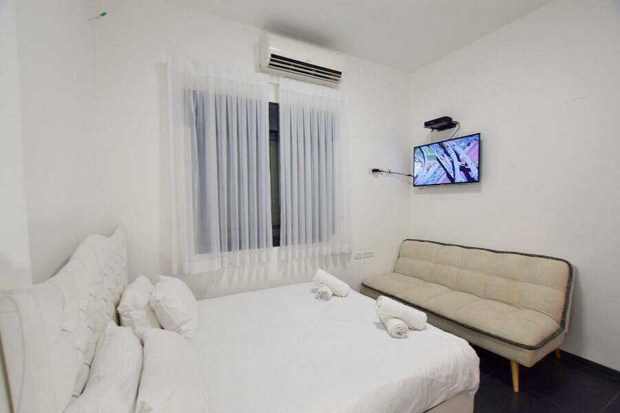 קבוצת פלאזה בוטיק צפון  19  נופש - וי פור ויקיישן - V for Vacation