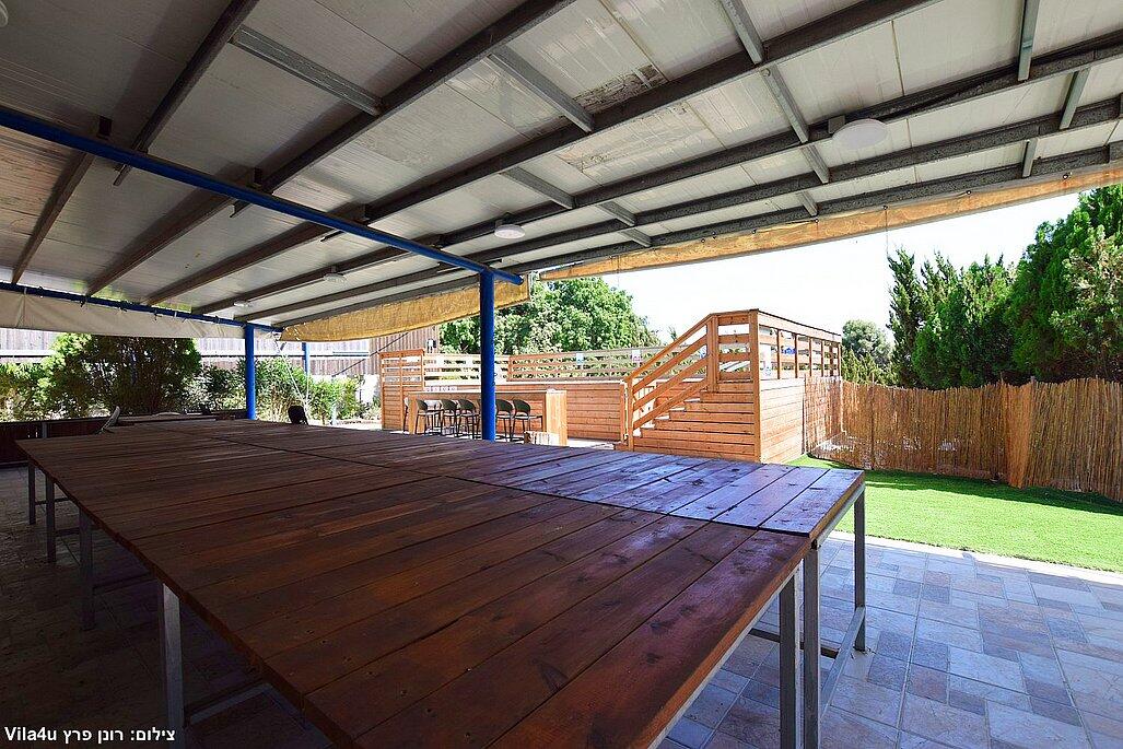 אחוזת טפרס מרכז  17  נופש - וי פור ויקיישן - V for Vacation