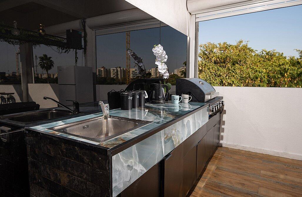 הפנטהאוז של תל אביב מרכז  15  נופש - וי פור ויקיישן - V for Vacation