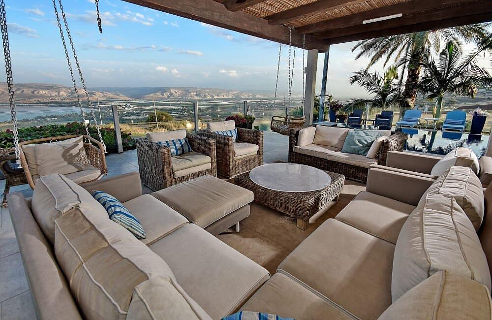 וילה מצפה הוד צפון  33  נופש - וי פור ויקיישן - V for Vacation