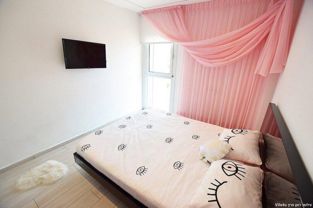 וילה בנגמין על הים מרכז  22  נופש - וי פור ויקיישן - V for Vacation