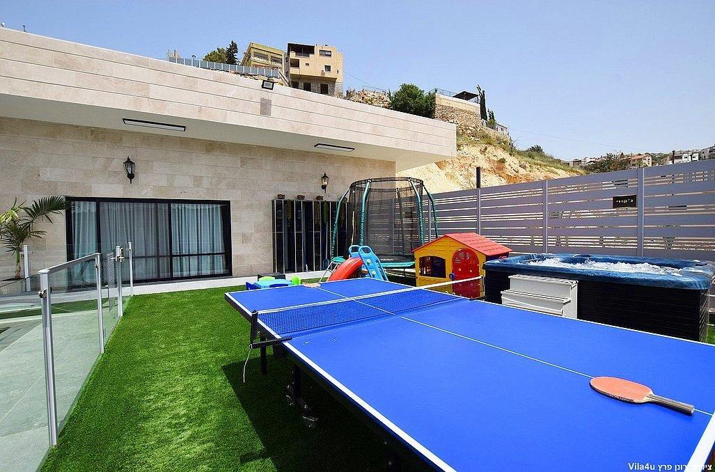 וילה סטאר לייט צפון  22  נופש - וי פור ויקיישן - V for Vacation