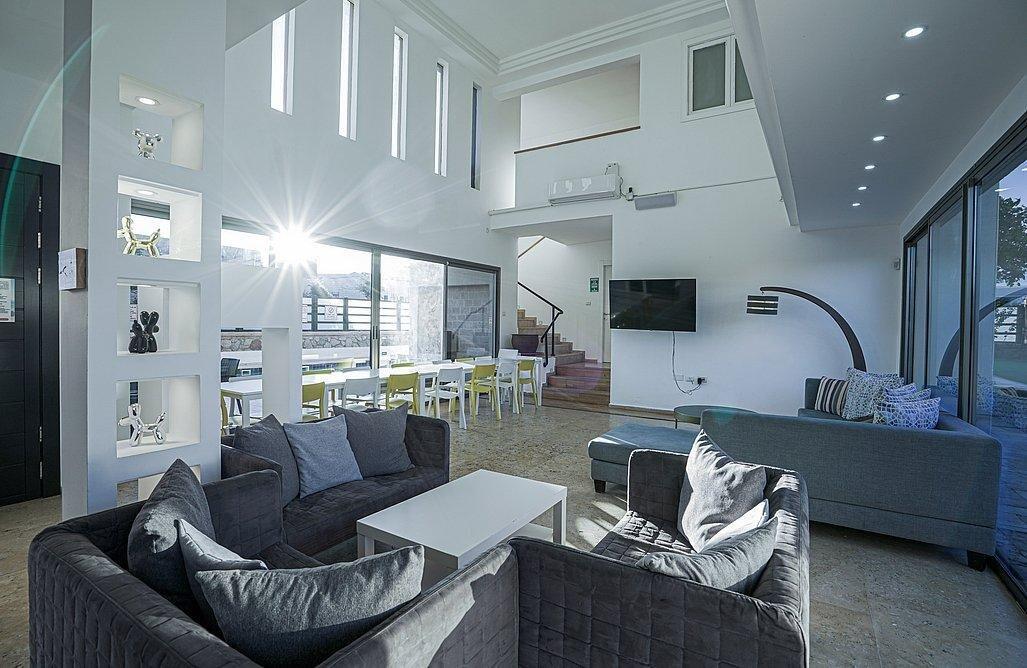 וילה פומלה דרום  4  נופש - וי פור ויקיישן - V for Vacation