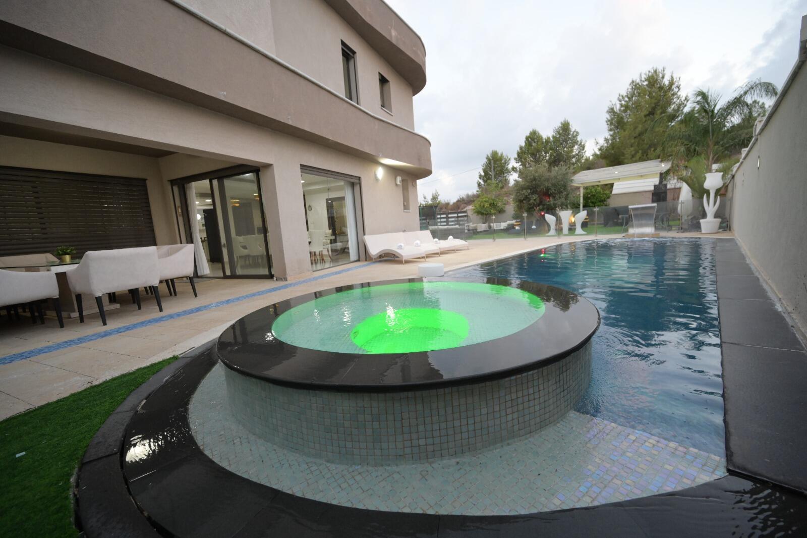 אחוזת אורי בגליל צפון  43  נופש - וי פור ויקיישן - V for Vacation